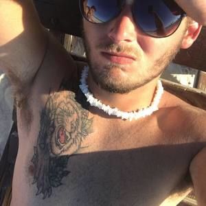 Meet your Posher, Dillon